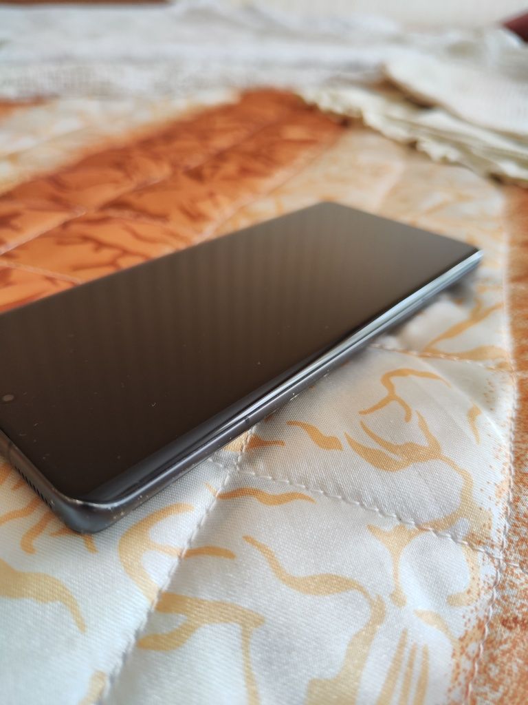Xiaomi 12 display