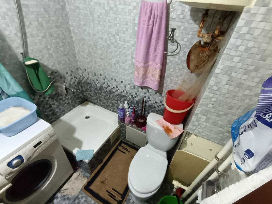 Продается 2-х комнатная кв, Чирчик 4-мкр