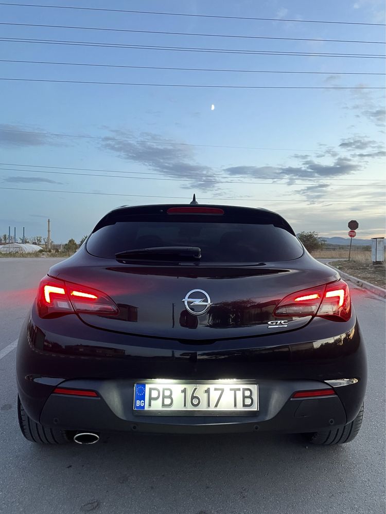 Opel Astra j GTC