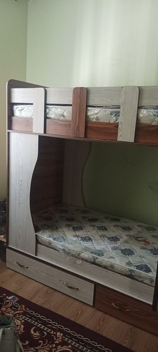 Bolalar decanchasi ikki qavatli