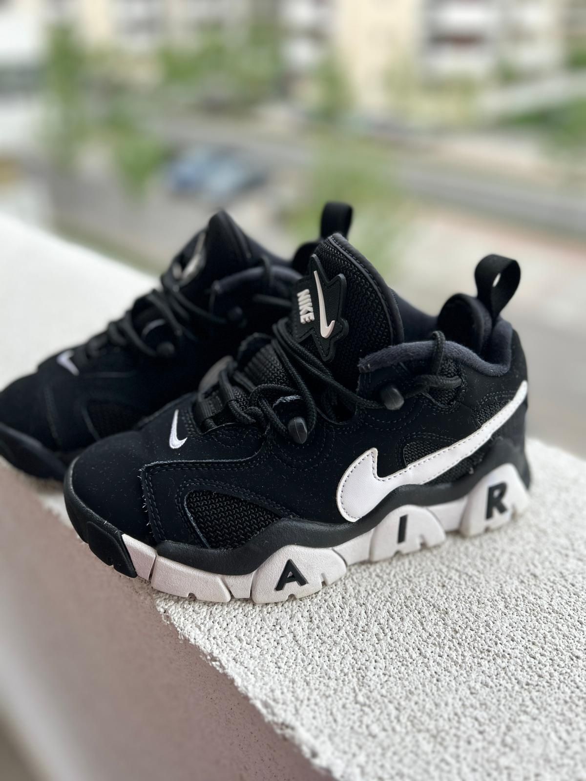 Nike Air Barrage Low Black