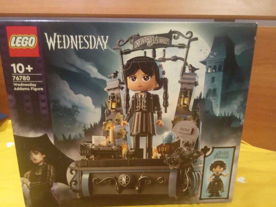 Lego 76780 Wednesday Addams Figure nou, sigilat