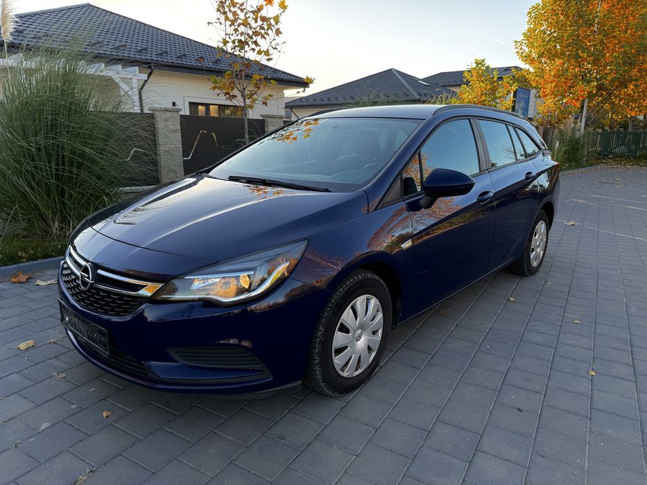 Vand / Schimb Opel Astra 1.6dci, stare Ireprosabila