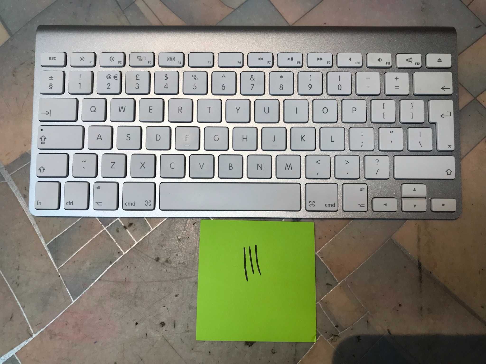 Apple magic keyboard wireless безжична клавиатура с 2 батерии