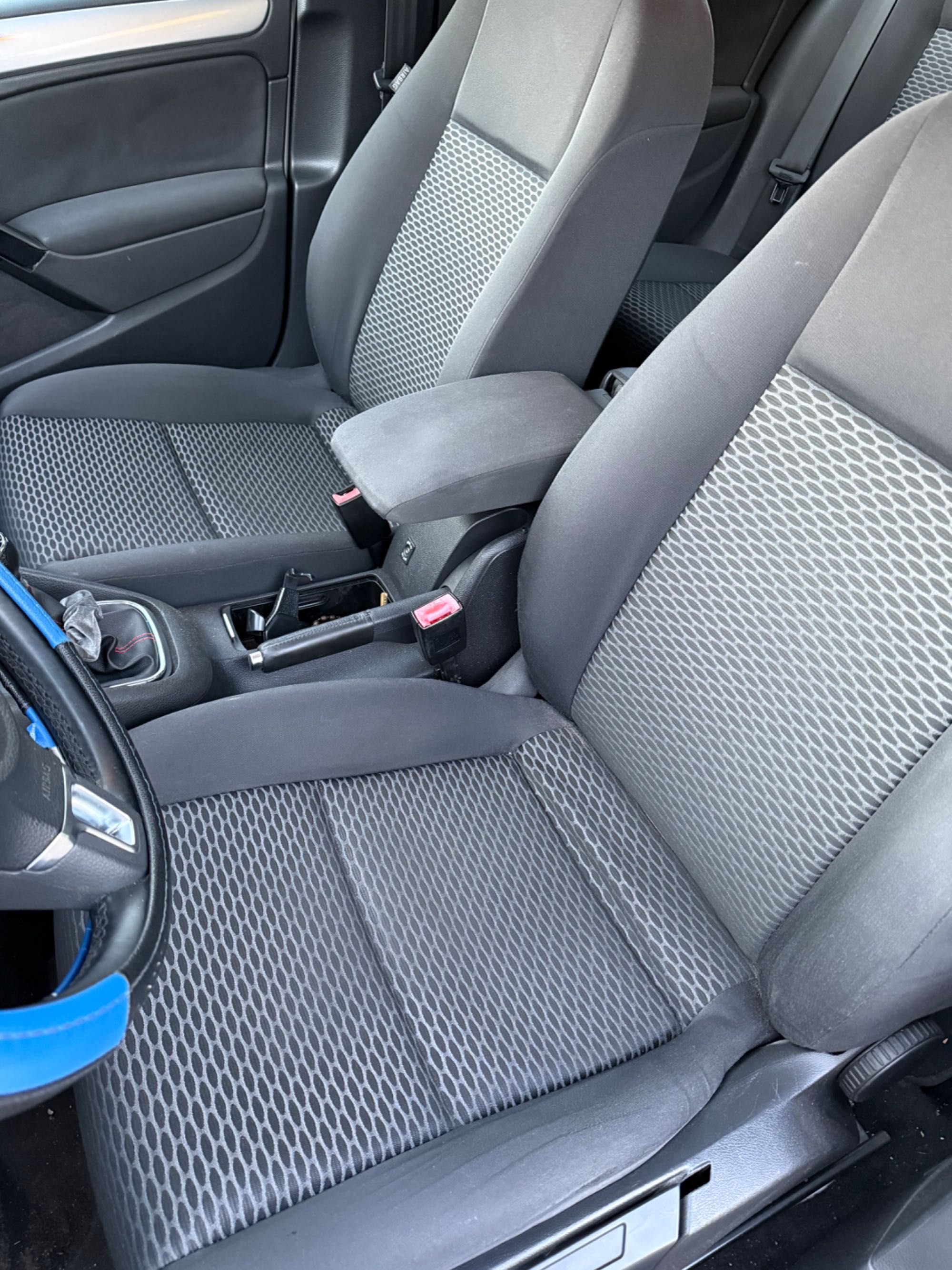 VW Golf 1.6  Tdi