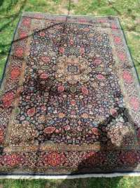 Персийски килим 2х2.80м.
