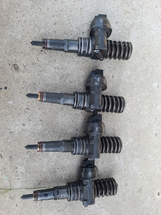 Injectoare vw Passat b5.5 1.9 tdi