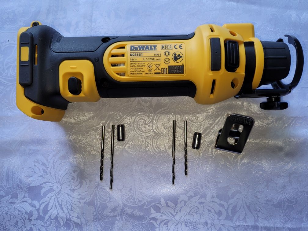 DCS551/18V DeWalt Unealta pentru decupat