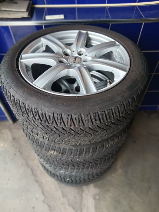 5 x114.3 17 инча джанти + 225/50r17 зимни гуми
