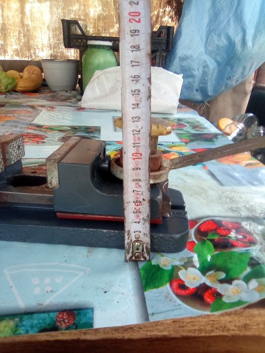 Lanț automacara cu 2 carlige la 210 cm și o menghina mica