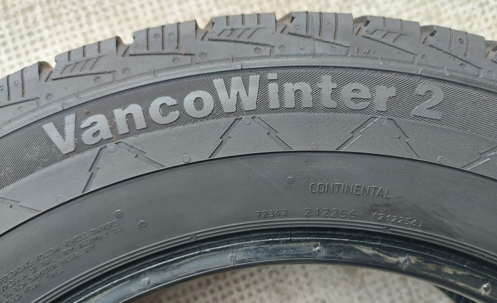 Set 2buc 205/65 R16C Continental VanContact 2 M+S iarnă