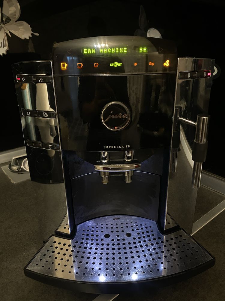 Espressor jura impressa f9.