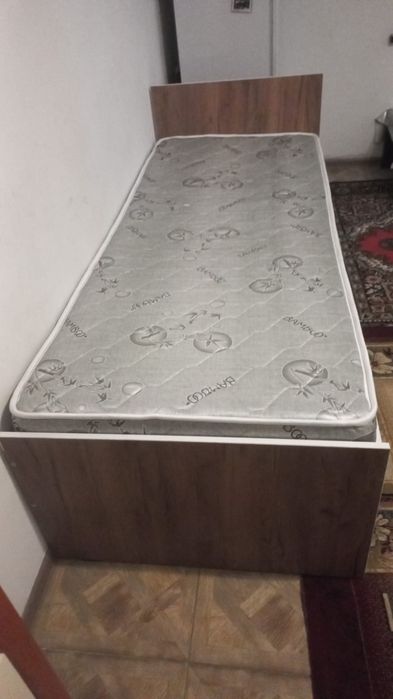 Продам 2 кровать срочно