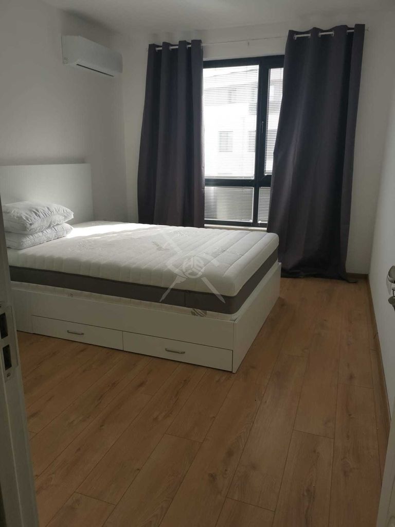 Продава се Тристаен апартамент в Бургас, Сарафово - 101 кв.м за 1951 €/кв.м - Снимка #8