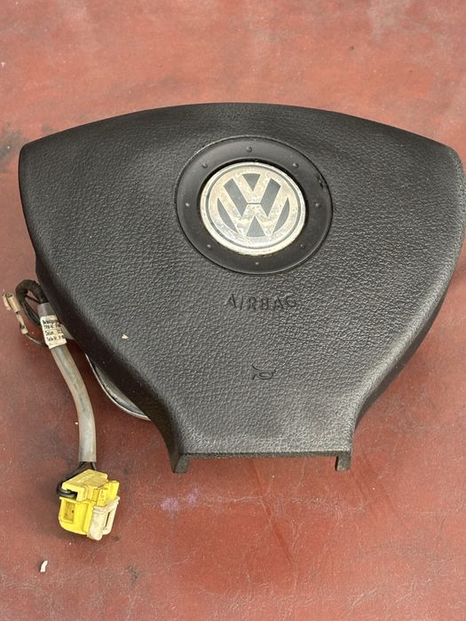 airbag volan vw golf 5 in 3 spite cod 1K0880201P