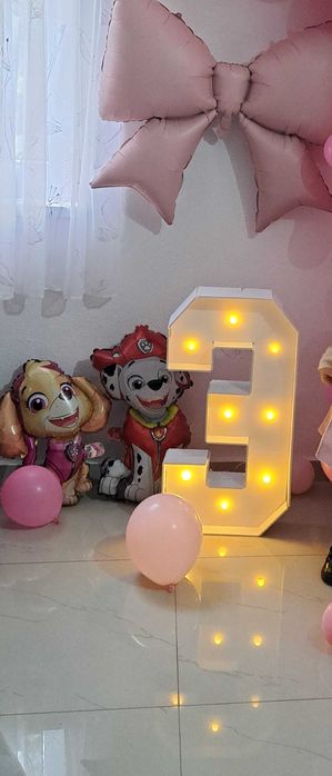 Cifra 3 volumetrica cu becuri 73 cm