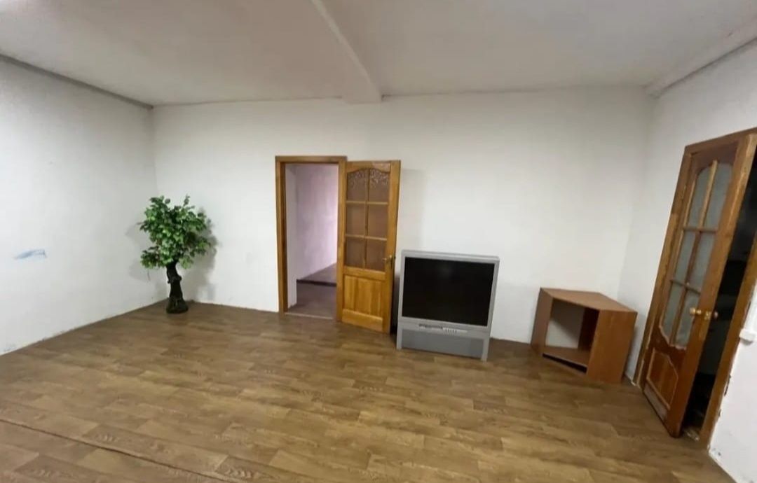 ПРОДАМ  Здание 820квм.