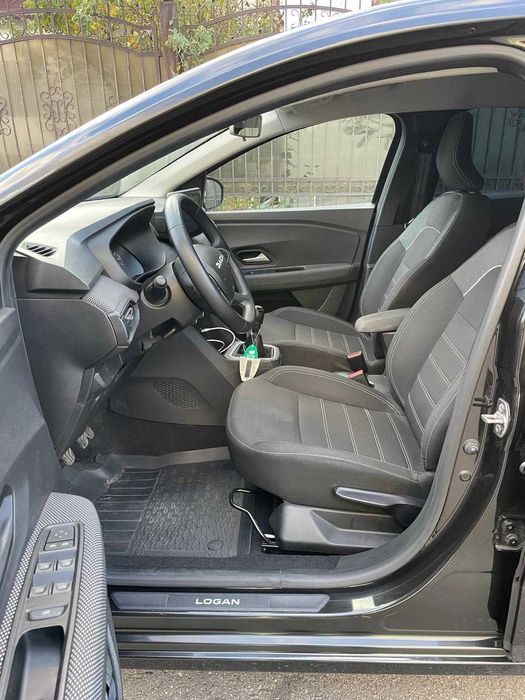Dacia Logan Prestige TCE 90 MT6 2024