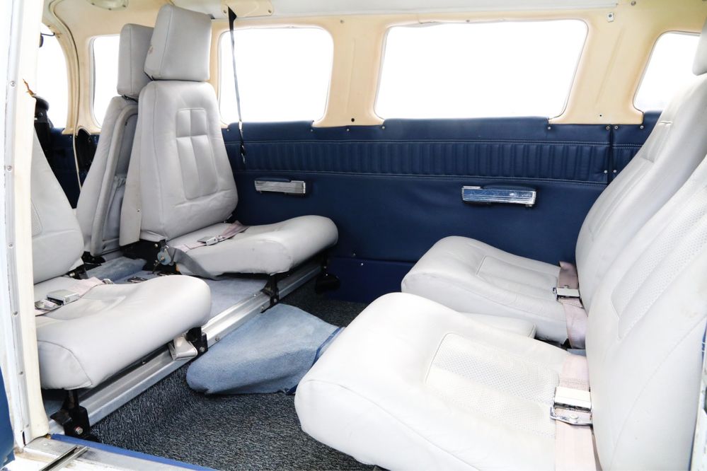 Vand avion bussines