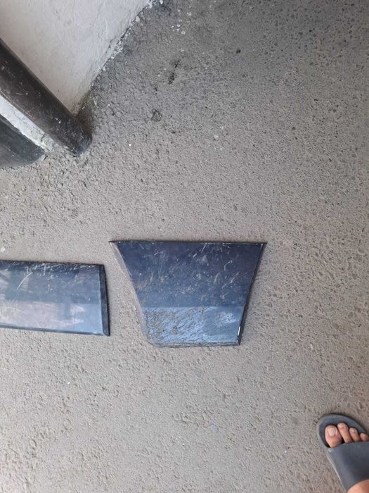 Продам лепестки на мерседес