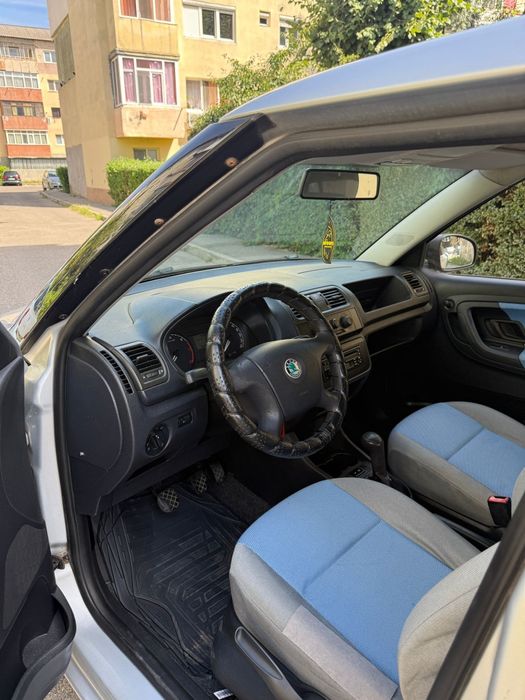Vând Skoda Fabia 2008