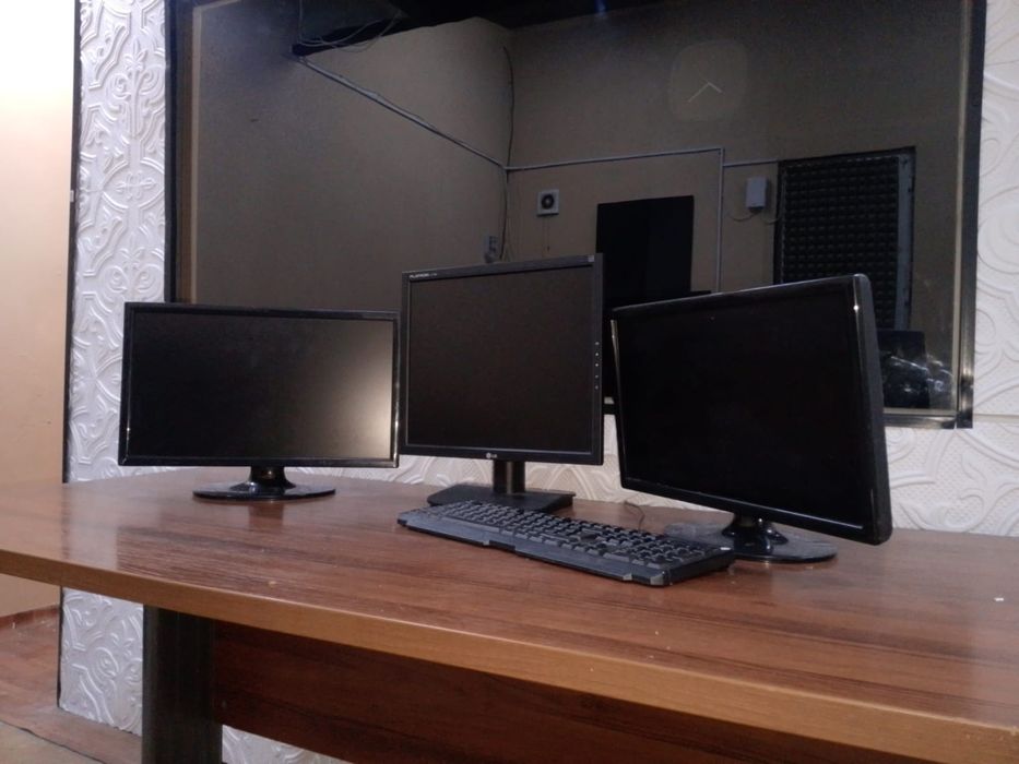 Монитор в отличном состоянии