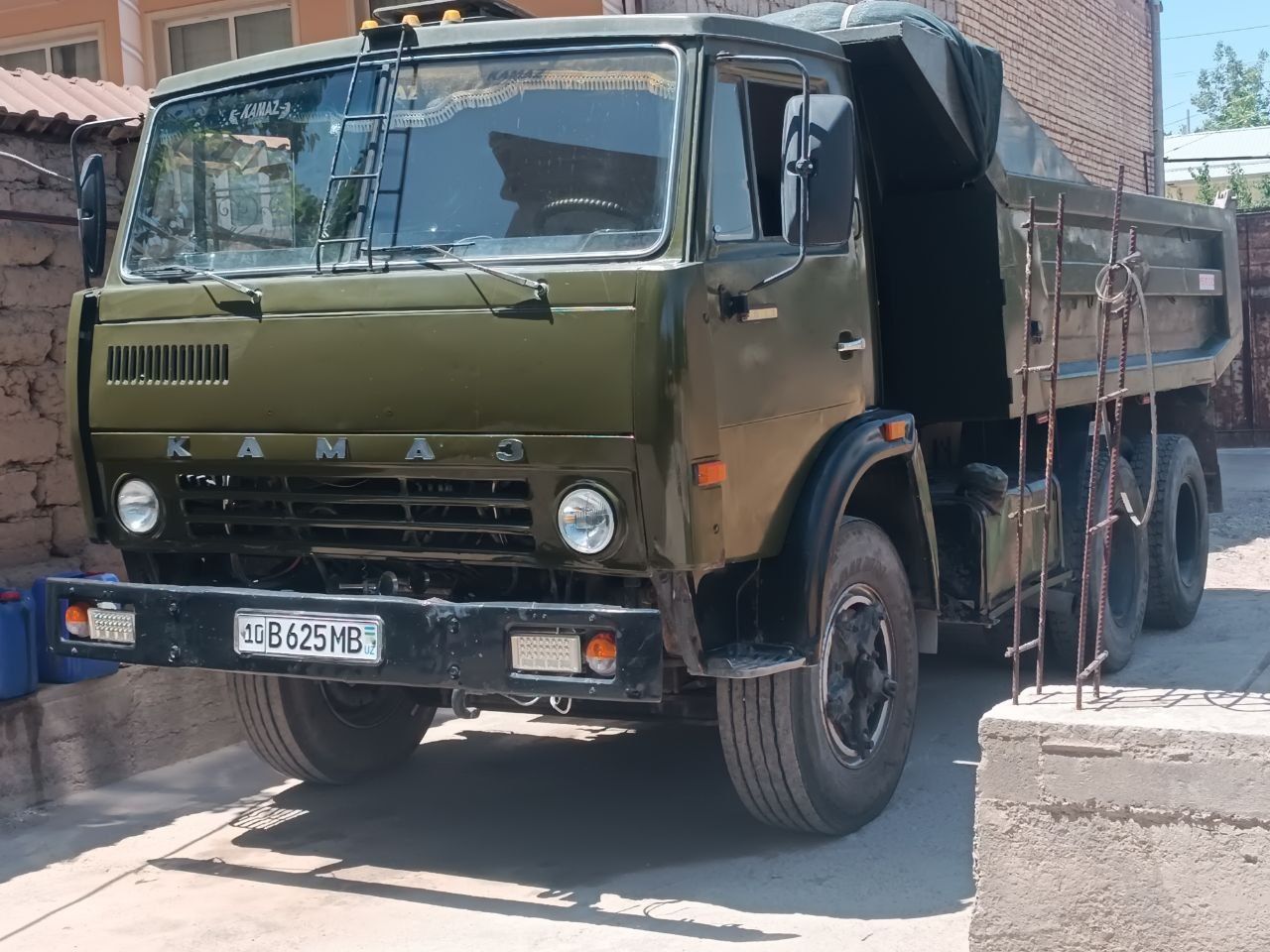 Kamaz sotiladi srochna