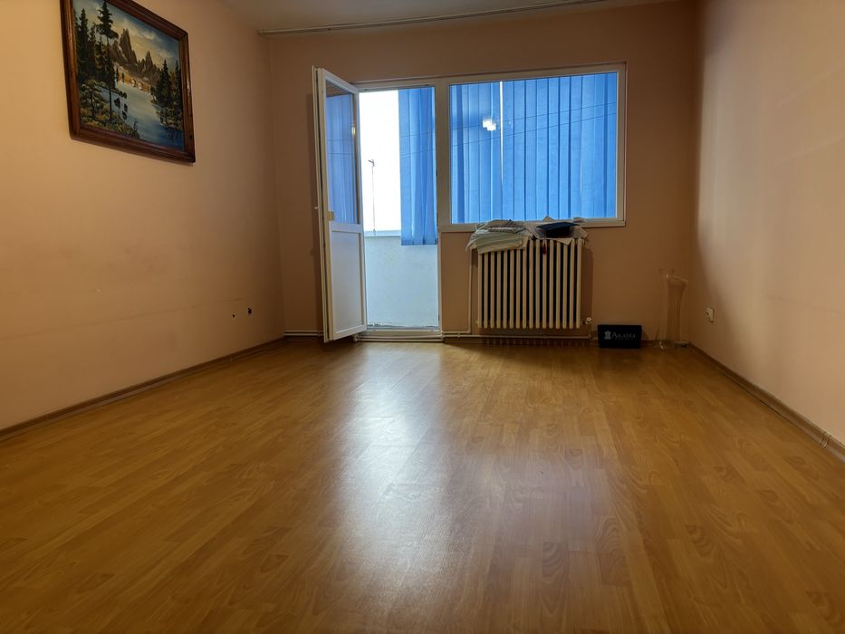 Persoana fizica vand apartament 2 camere Alexandru cel Bun