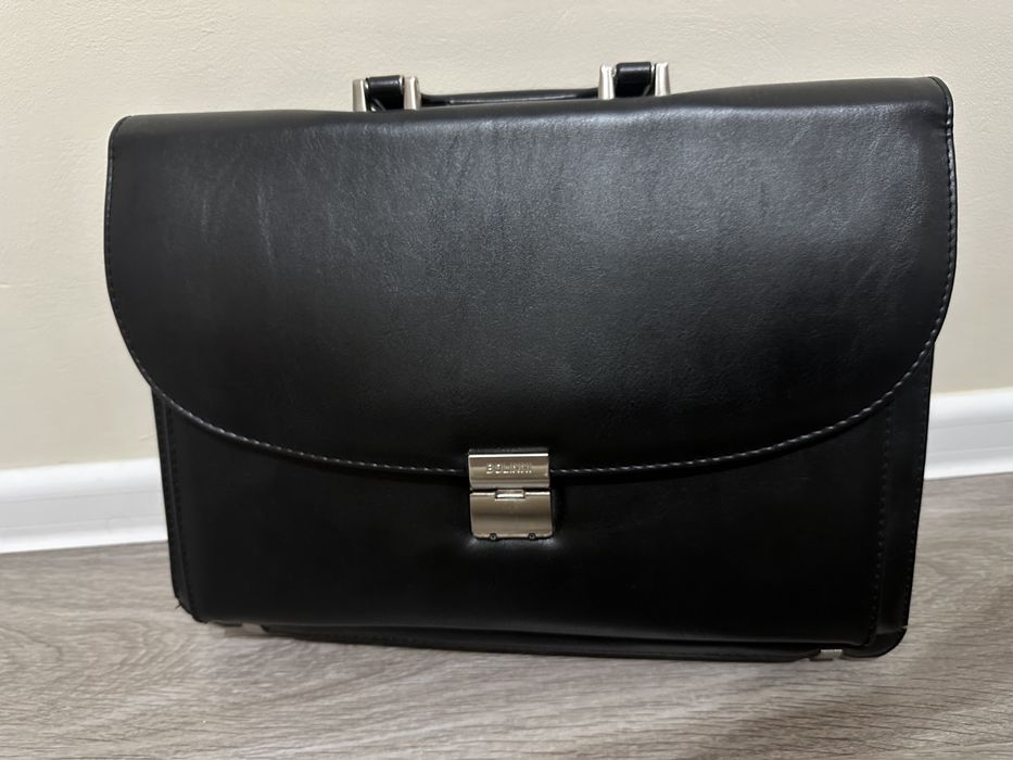 Портфель отличном состоянии