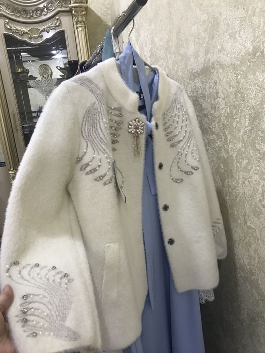 Белый кардиганчик