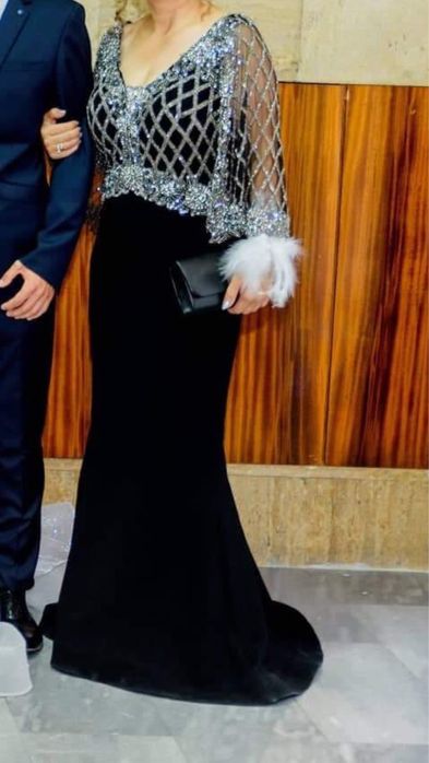 Рокля дълга бутикова със камъчета размер M-L