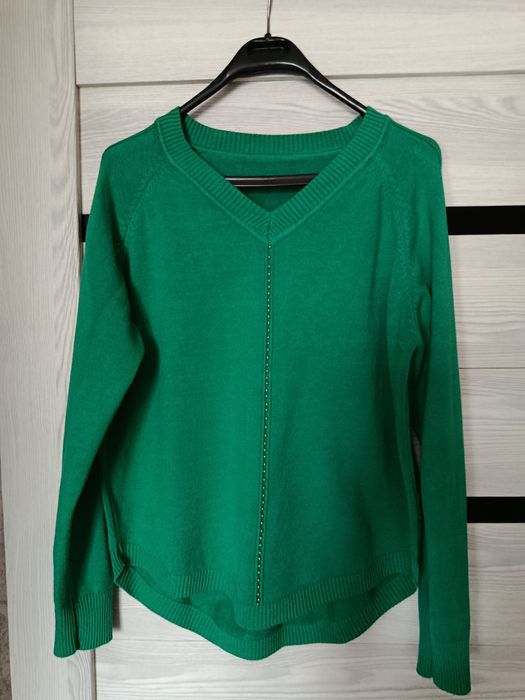 Продам тоненькую кофточку