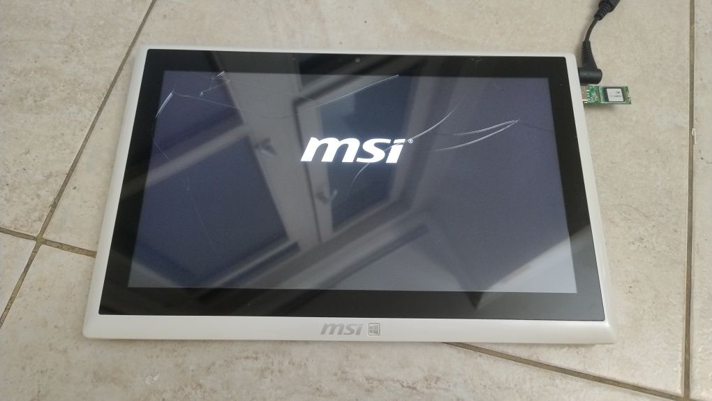 Ноутбук - трансформер MSI slider (без SSD)