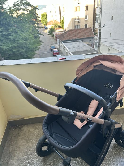 Vand carucior in stare foarte buna