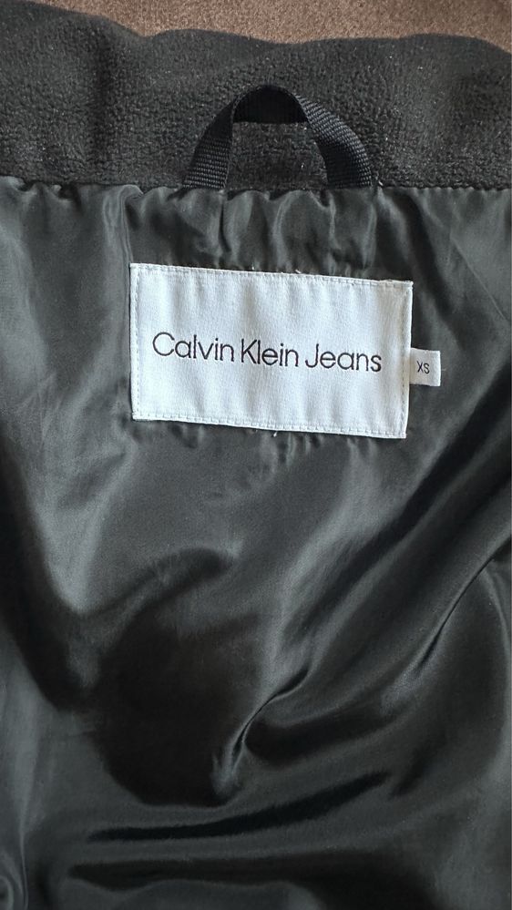 Зимно яке Calvin Klein Jeans