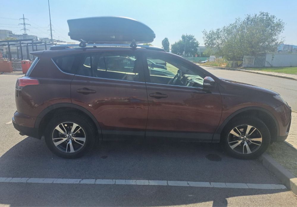 Toyota RAV4 2.0L чист бензин