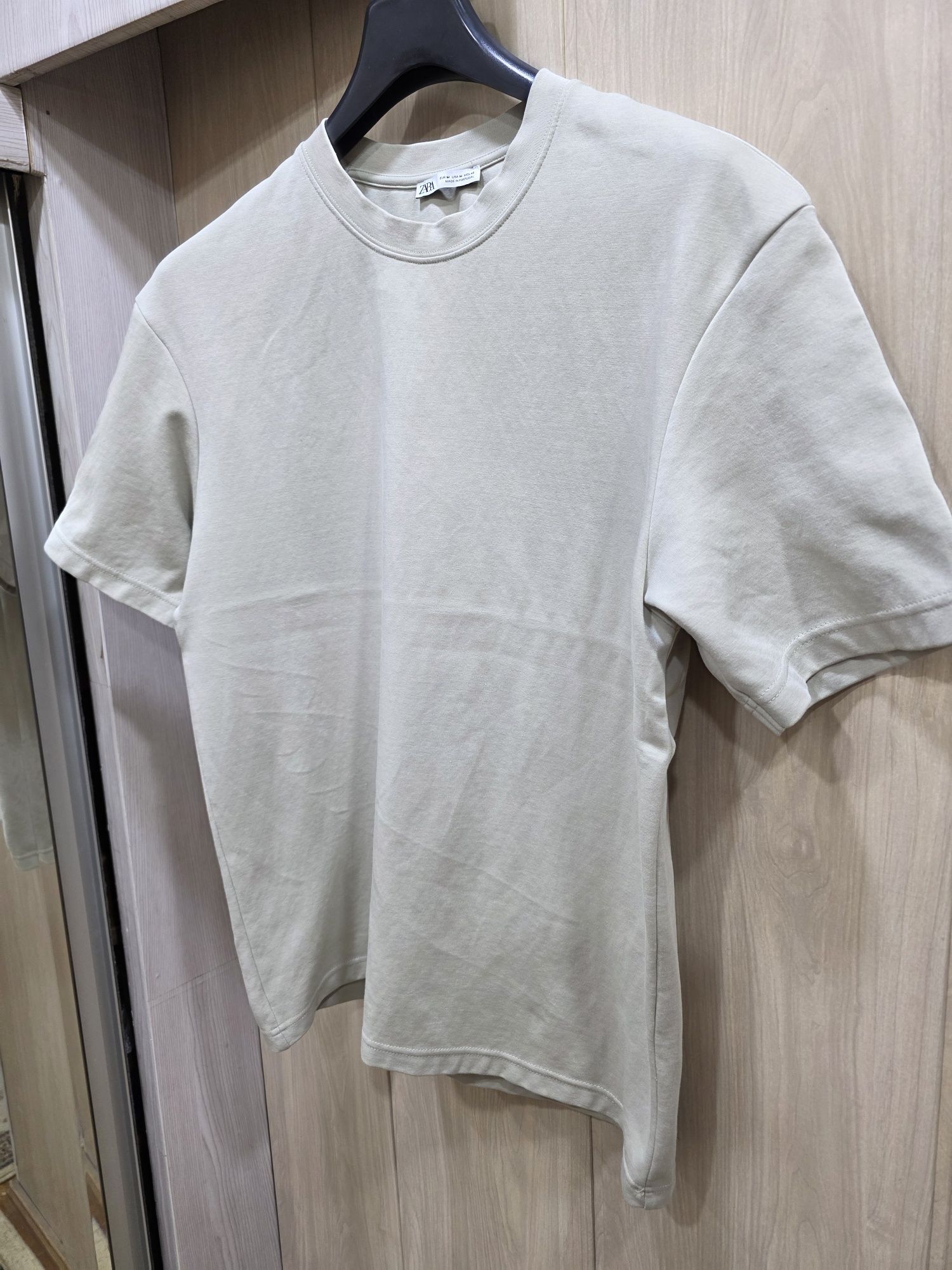 Оригинальная футболка ZARA
