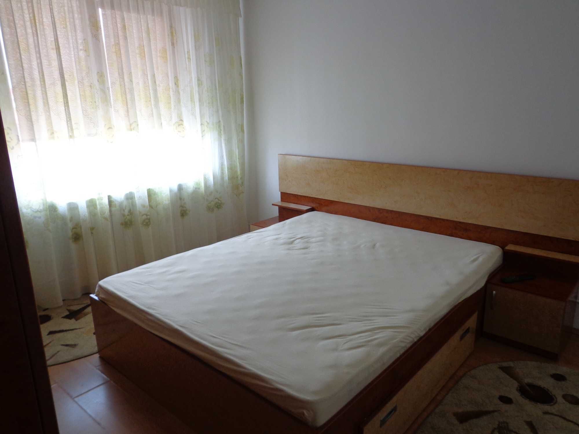 Apartament  2 camere de închiriat