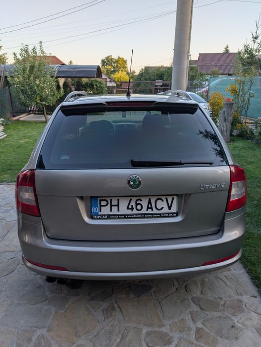 Vând Skoda Octavia 2