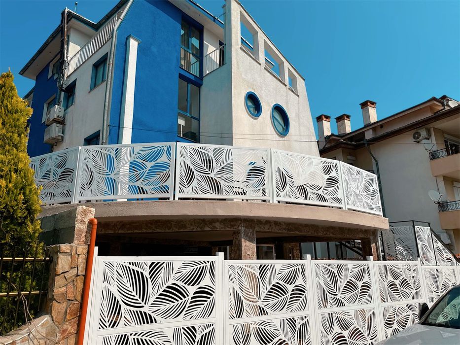 Хотел, гр. Черноморец