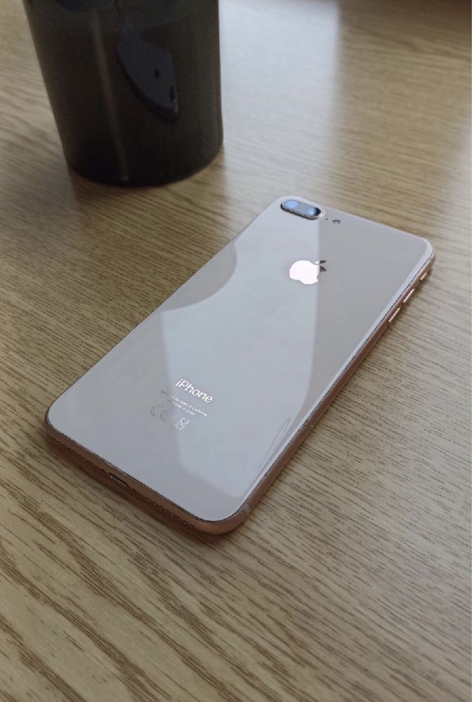 Продам iphone 8 plus