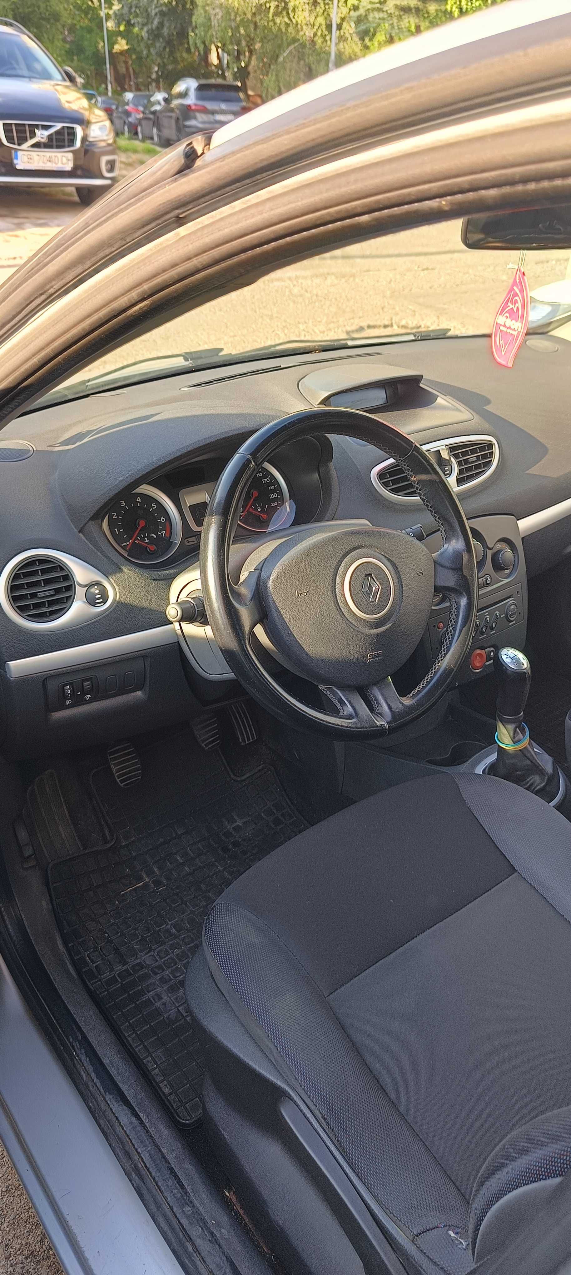 Рено clio 1,4 2008год