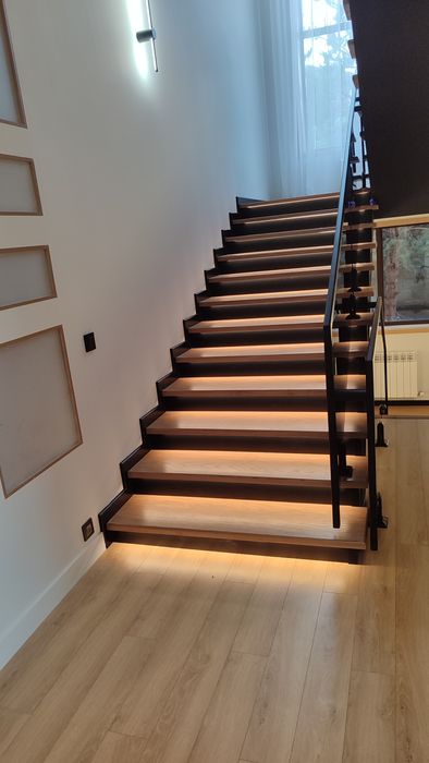 Лестницы обшивка из массива