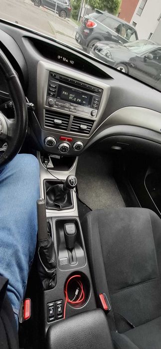 Vând Subaru Impreza