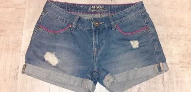 Blugi pana la genunchi mas XS, Pull&Bear+ pantaloni scurti