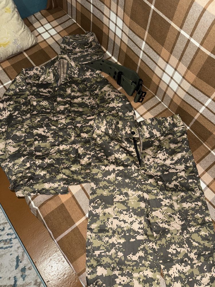 Продам военную форму
