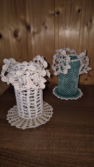 Vaze croșetate manual apretata manual