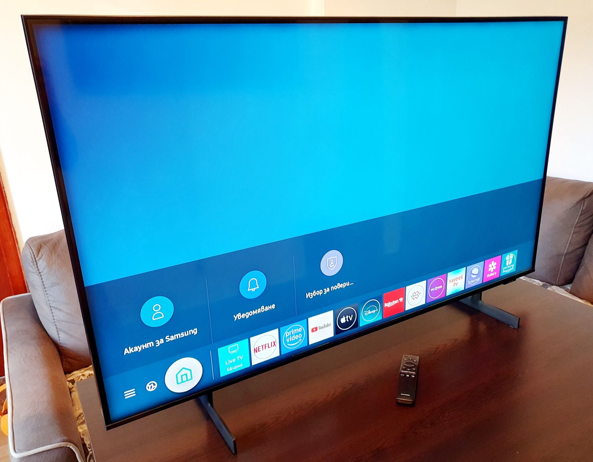 Телевизор - SAMSUNG 50 ИНЧА - Smart - 4K - Ultra - HD - LED !