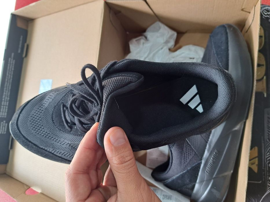 Adidas black lightshift