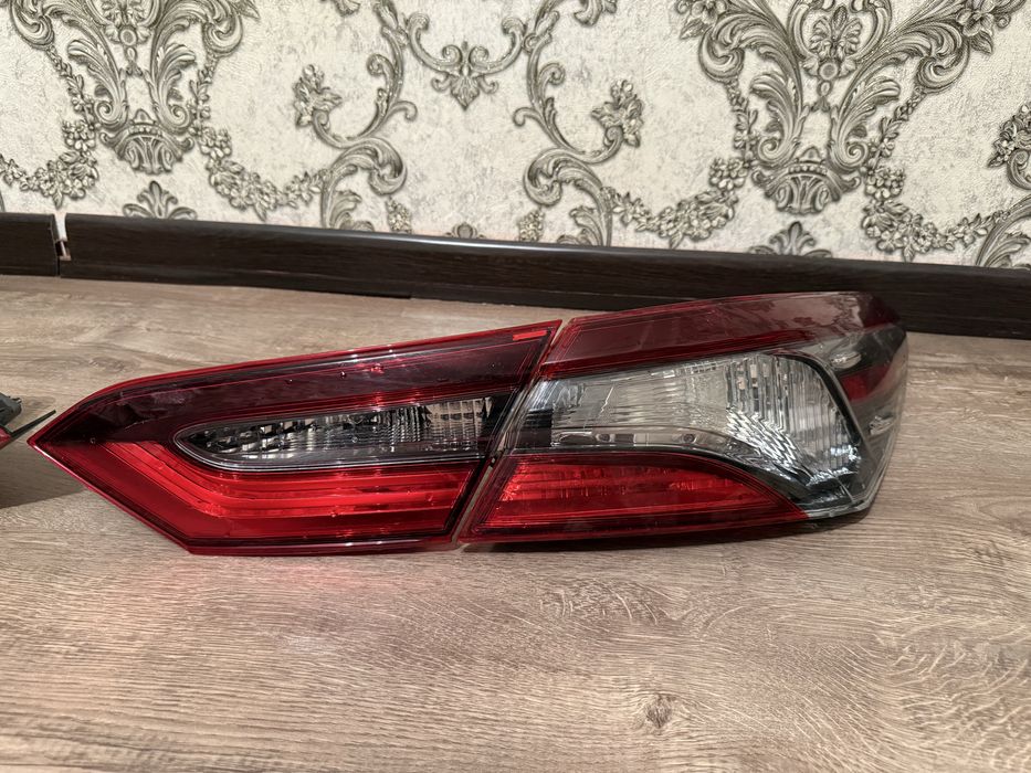 Задние фары Камри 70-75